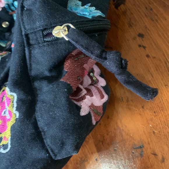 BACKPACK WITH EMBROIDERY - Picture 5 of 9